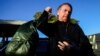 Ex-presidente Jair Bolsonaro em entrevista no aeroporto de Brasília no dia 29 de Junho de 2023