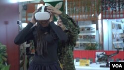 Una imagen de realidad virtual en la edición número 36 de la Feria Internacional del Libro de Bogotá. Foto: Juan Hernández, VOA.