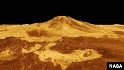 Modelo de la NASA en 3D generado por computadora de la superficie de Venus muestra la cima del volcán Maat Mons.