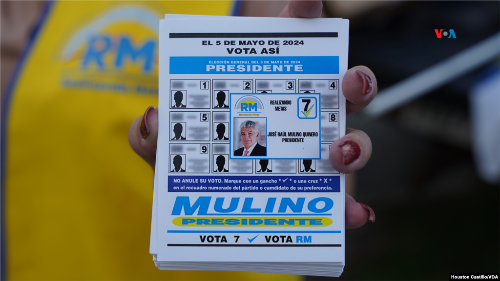 Tras la inhabilitación del expresidente Ricardo Martinelli como candidato presidencial, su compañero de fórmula José Raúl Mulino será el candidato presidencial de la alianza de los partidos Realizando Metas y Alianza sin tener un vicepresidente. 