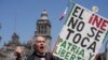 Futuro de la democracia en México es asunto regional, indican expertos ante "amenaza" de reforma electoral 
