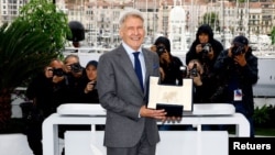 Harrison Ford receives his Honorary Palme d'Or Award in Cannes Festival (RETUERS)