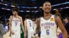 Les joueurs d'Oklahoma City quittent le terrain après avoir battu Golden State au Chase Center, USA le 16 novembre 2023. 