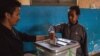 Plus de onze millions d'inscrits devaient se décider entre le président sortant Andry Rajoelina et douze autres candidats officiels, dont dix n'ont pas fait campagne et ont appelé au boycott.