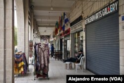 Tiendas cerradas y comerciantes aburridos, el panorama de Belén en medio de la guerra entre Israel y Hamás, el 7 de diciembre de 2023.