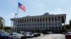 Juez federal da una semana para mostrar parte de la orden de registro de la residencia de Trump