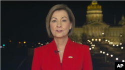 Kim Reynolds, Gobernadora de Iowa.