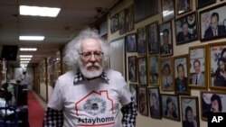 Alexei Venediktov, editor en jefe de la estación de radio Ekho Moskvy, en Moscú, el 3 de marzo de 2022, después de que el medio fuera retirado del aire por no acatar la línea oficial del Kremlin en la cobertura de la invasión rusa a Ucrania