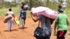 Nicaragüenses cruzan la frontera en Costa Rica de manera ilegal en 2019. Foto Cortesía Nicaragua Actual