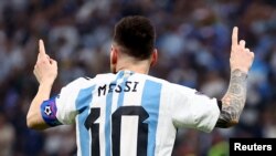 Leonel Messi celebra el gol de la victoria de Argentina en la final del Mundial de fútbol en Qatar el 18 de diciembre de 2022.