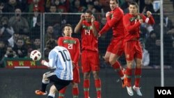 Messi volvió a llevarse la mejor parte entre su duelo con el portugués Cristiano Ronaldo. Ambos vieron puerta, pero Argentina se llevó el resultado.