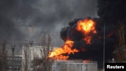 EN FOTOS | El día a día de los ucranianos mientras continúan los ataques de Rusia