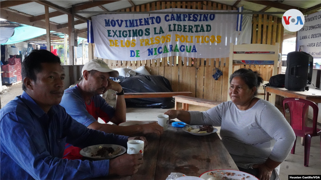 Unas 20 familias viven en el campamento de Upala, en Costa Rica.