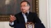 ARCHIVO- El presidente de Colombia, Gustavo Petro, habla en la oficina presidencial del Palacio de Nariño en Bogotá, Colombia, el 15 de noviembre de 2022.