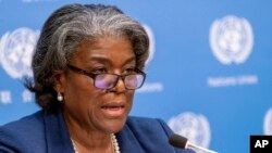 La embajadora estadounidense ante la ONU, Linda Thomas Greenfield, dice que Estados Unidos va a las Naciones Unidas preparado para escuchar a Rusia, pero "no nos vamos a distraer con su propaganda".
