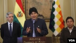 Los 17 ministros agradecieron a Morales por haberles permitido acompañarlo.