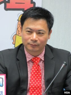 台湾执政党国民党立委吴育仁(资料照片) (美国之音张永泰拍摄)