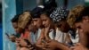 Nueva ley cibernética brinda a Cuba otra manera de silenciar a los críticos, dicen los analistas