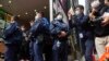 Hong Kong acusa de "sedición" a periodistas de diario digital Stand News