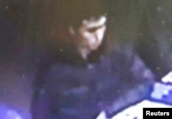 El 2 de enero de 2017, la policía turca publicó un documento que muestra esta imagen del sospechoso en el ataque nocturno de Estambul que mató al menos a 39 personas en el Año Nuevo.