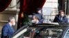 El vicecanciller iraní Abbas Araghchi llega a una reunión sobre el acuerdo nuclear con cinco potencias mundiales en Viena, Austria, el 6 de abril de 2021.