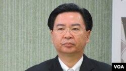 民进党新任驻美代表 吴钊燮(美国之音 张永泰拍摄)