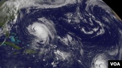 María tenía vientos máximos sostenidos de 85 kilómetros por hora y podría estar llegando cerca de Puerto Rico el fin de semana.