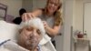 El actor Jeremy Renner muestra su recuperación, a través de un video