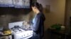 Venezuela: vecinos se apoyan para aplacar el hambre