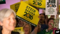 El Partido Verde lanzó en noviembre una campaña de recaudación de fondos para financiar un recuento en esos dos estados y en Michigan.