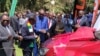 Amasela Ahlome Aphelela Athathela Induna uMarupi Imota Asanda Kuyinikwa Nguhulumende, Omakhalekhukhwini Lokunye