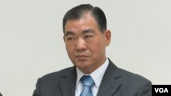 台湾内政部移民署副署长何荣村(美国之音张永泰拍摄)