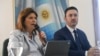 Luis Petri, excandidato vicepresidencial argentino (der) en una foto con su pareja electoral Patricia Bullrich el 25 de octubre de 2023. Ambos políticos conservadores han sido nombrados para ocupar cargos en el gobierno del presidente electo Javier Milei.