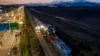 Ministro de Chile apunta a "falla humana importante" en choque de trenes que dejó dos muertos
