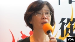台灣圖博之友會會長 周美里( 美国之音 张永泰拍摄）