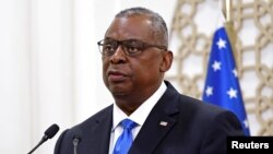 El secretario de Defensa de EE. UU., Lloyd Austin, habla en una conferencia de prensa en Doha, Qatar, el 7 de septiembre de 2021.