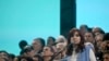 Exvicepresidenta Fernández llama a Milei "showman" y arremete contra su plan de ajuste