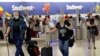 United exigirá usar mascarillas durante sus vuelos