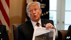 El presidente Donald Trump durante una mesa redonda con líderes locales, en la Casa Blanca, el 11 de enero de 2019.