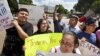 Hace dos meses, cuando se anunció la Acción Diferida, decenas de inmigrantes indocumentados expresaron su gratitud.