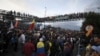 Las protestas civiles contra las medidas del gobierno se mantienen hasta este día en Colombia. Foto AP.