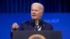 Biden "está trabajando" para tomar una decisión sobre si permanecer en la carrera presidencial: medios