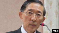 台湾外长林永乐在立法院接受质询(美国之音张永泰拍摄)