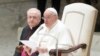 Papa Francisco pide al personal del Vaticano evitar “posiciones ideológicas rígidas”