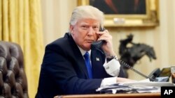 Según la agencia de noticias palestina, el presidente Donald Trump habría enfatizado su “compromiso en un proceso de paz que podría llevar a una paz real entre palestinos e israelíes”.