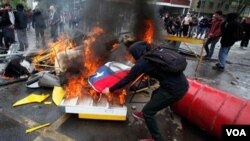 La movilización cuenta con el respaldo de unas 70 organizaciones, entre ellas la Central Unitaria de Trabajadores (CUT).