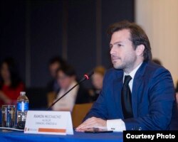 Ramón Muchacho, alcalde de municipio Chacao, en Caracas, Venezuela, inhabilitado por el gobierno declara ante expertos de la OEA.