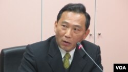 台湾国防部资源规划司处长刘靖中上校(美国之音张永泰拍摄)