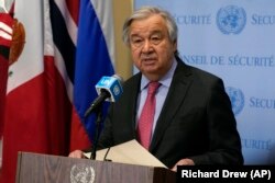 ARCHIVO - El Secretario General de la ONU, Antonio Guterres, anunció el miércoles 23 de marzo de 2022 un proyecto para poner a cada persona en la Tierra al alcance de los sistemas de alerta temprana para desastres naturales, que se han vuelto más poderosos y frecuentes debido al cambio climático, dentro de cinco años.