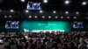 Los delegados de los países participantes en la Conferencia Global sobre cambio climático alargaron las discusiones para lograr un acuerdo sobre los objetivos de la reunión en Dubái. 